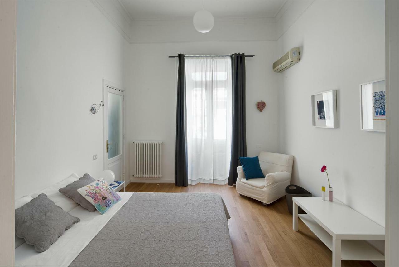 A Casa Di Adri Apartment Salerno Exterior foto